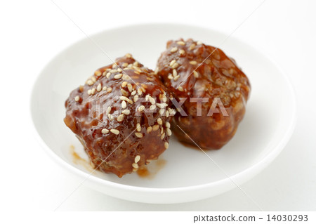 Meat dumplings 14030293