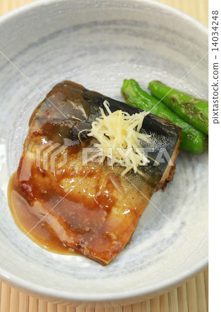Simmered mackerel with mackerel Simmered mackerel with mackerel 14034248