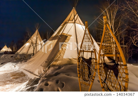 Tepee and snowshoe teepee and snow shoes 14034367