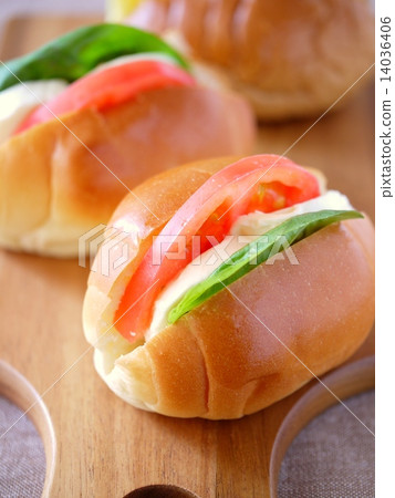 瑪格麗特卷麵包沙（垂直位置向上） 14036406