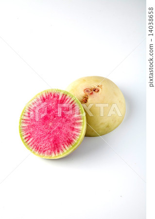 Blue Skin Red Heart Daikon Blue Skin Red Heart Daikon 14038658