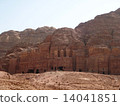 Petra ruins 14041851