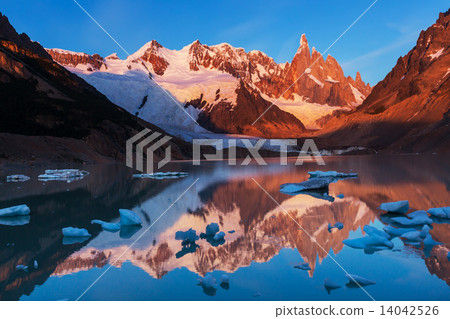 Cerro Torre 14042526