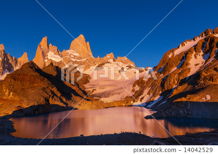 Fitz Roy Fitz Roy 14042529