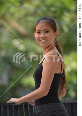 Mother and daughter day out for fitness exercise. 14043149