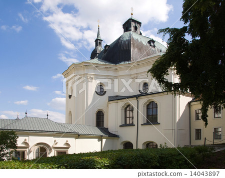 Baroque church 14043897