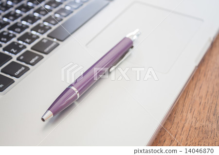 Close up notebook with pen Close up notebook with pen 14046870