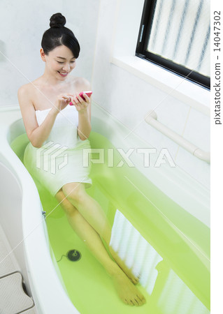 洗澡時間 洗澡時間 14047302