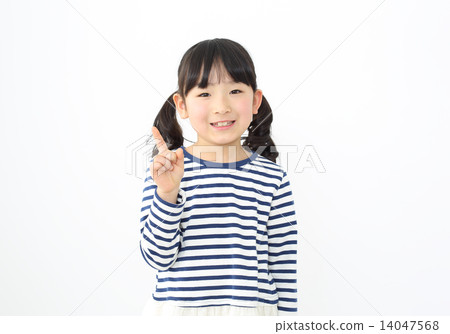 Girls to show 14047568