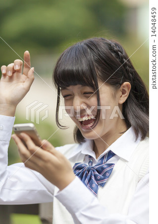 學校女孩智能手機笑 14048459