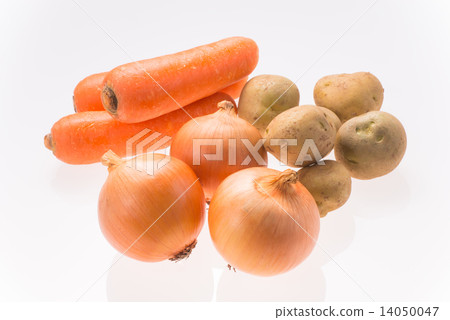 各種各樣的洋蔥，土豆，胡蘿蔔 14050047