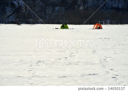Total frozen Takochigake Lake 14050137