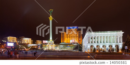 Independence square, the main square of Kyiv 14050381