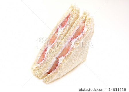 美味的草莓三明治 14051316