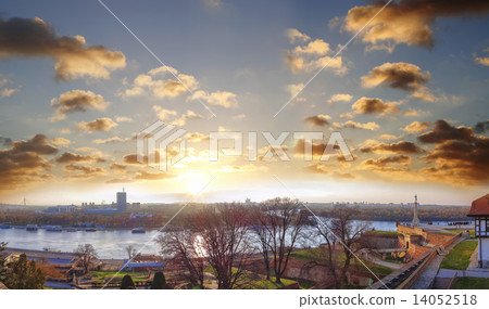 Statue of Victory with a monument in capital city Belgrade, Serbia Statue of Victory with a monument in capital city Belgrade, Serbia 14052518