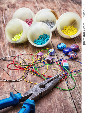 crafts with beads crafts with beads 14053298