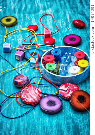 crafts with beads crafts with beads 14054391