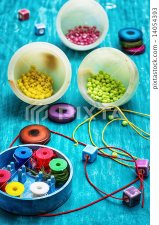 crafts with beads crafts with beads 14054393
