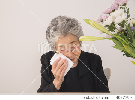 Senior in morning form 14057790