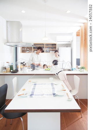 Kitchen family 14057882