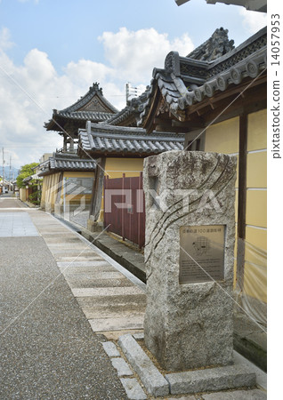 Tondabayashi-ji Temple town Castle Nobe muscle Tondabayashi-ji Temple town Castle Nobe muscle 14057953