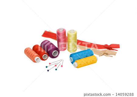 Different threads, zipper and pins Different threads, zipper and pins 14059288