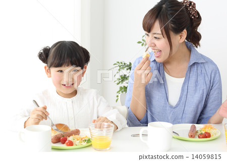 Freshly baked bread, it's delicious ~ 14059815