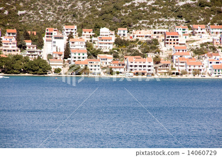 Multer in Croatia Multer in Croatia 14060729