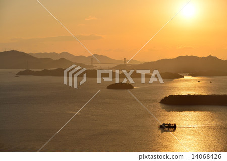 三原的朝日 三原的朝日 14068426