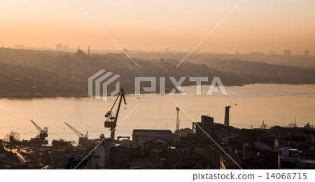 Golden horn of Istanbul at sunset, high contrast profile 14068715