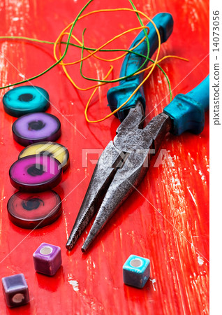 crafts with beads crafts with beads 14073056
