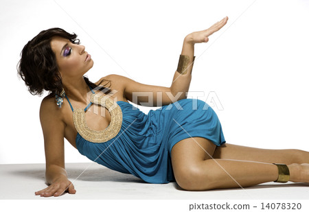 sexy brunette 14078320