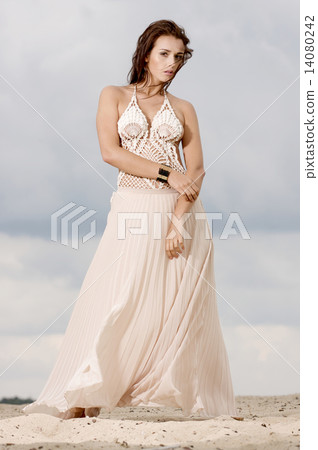 attractive and sensuality woman dancing in the desert 14080242