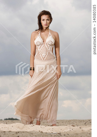 attractive and sensuality woman dancing in the desert attractive and sensuality woman dancing in the desert 14080385