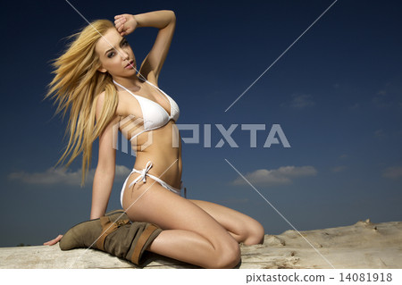 beautiful blonde woman in white bikini beautiful blonde woman in white bikini 14081918