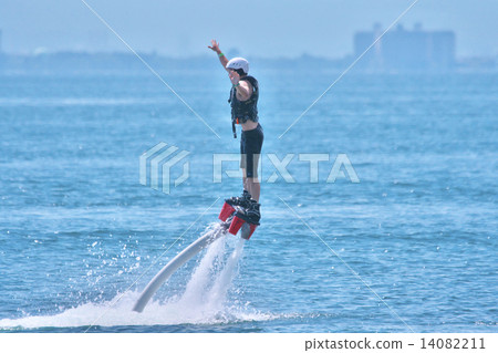 Fly board 14082211