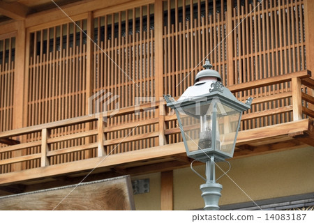 Kanazawa · · · · Gas light of Chaya-cho Kanazawa · · · · Gas light of Chaya-cho 14083187