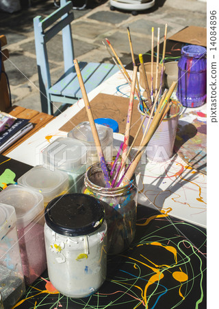 Paints and painting equipment Paints and painting equipment 14084896