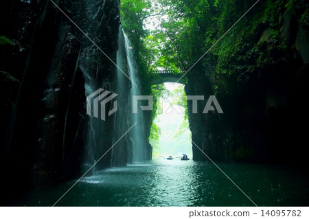 Takachiho Gorge 14095782