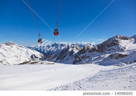Mountains ski resort - Innsbruck Austria 14096093