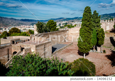 Gibralfaro fortress (Alcazaba de Malaga) Gibralfaro fortress (Alcazaba de Malaga) 14096152