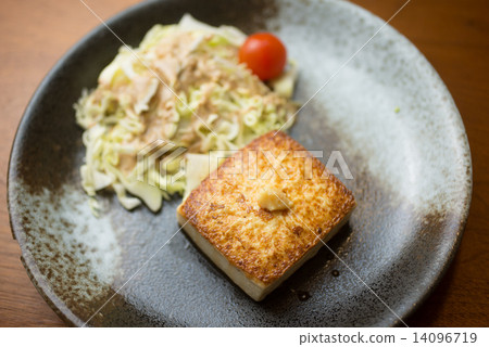 豆腐牛排 14096719