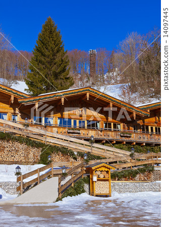 Village St Wolfgang on the lake Wolfgangsee - Austria 14097445