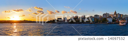 Istanbul sunset panorama 14097532