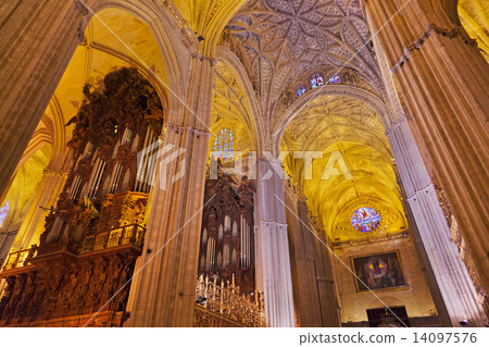 Cathedral La Giralda at Sevilla Spain 14097576