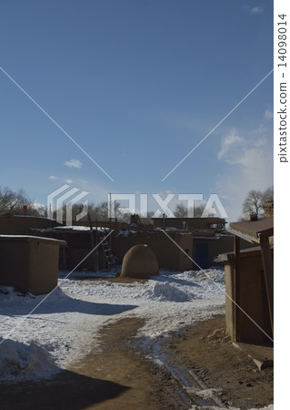 Taos Pueblo Taos Pueblo 14098014