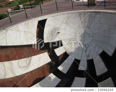 Jai Prakash·印度Jantar Mantar天文台世界遺產的Yantra Jai Prakash·印度Jantar Mantar天文台世界遺產的Yantra 14098204