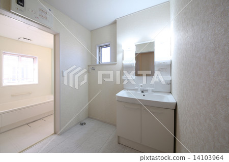 House washroom and bathroom image 14103964