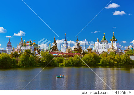 Izmailovo Kremlin and lake - Moscow Russian 14105669