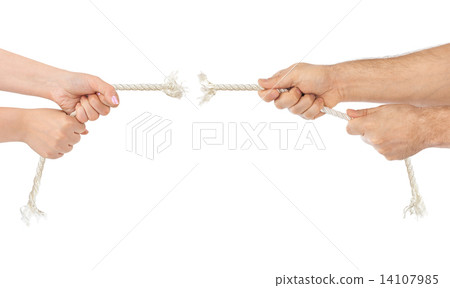 Man and woman hands with breaking rope Man and woman hands with breaking rope 14107985